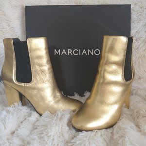 Fabulous gold Marciano heeled Chelsea boots
